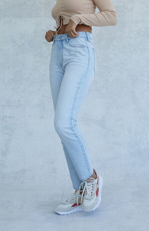 Eco Light Blue Mom Jeans image number 3
