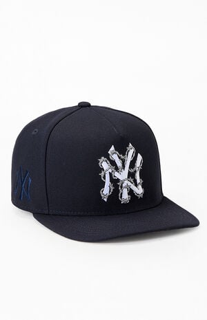 NY Yankees 59FIFTY Barbed Wire Fitted Hat image number 1