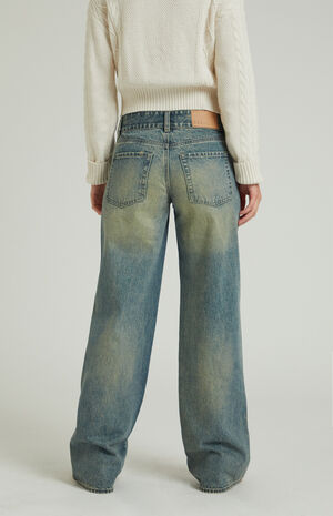 Casey Low Rise Baggy Jeans 2-Button Medium Indigo image number 4