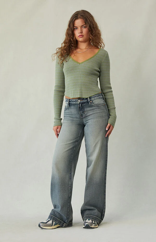 Casey Low Rise Baggy Jeans Light Blue Wash