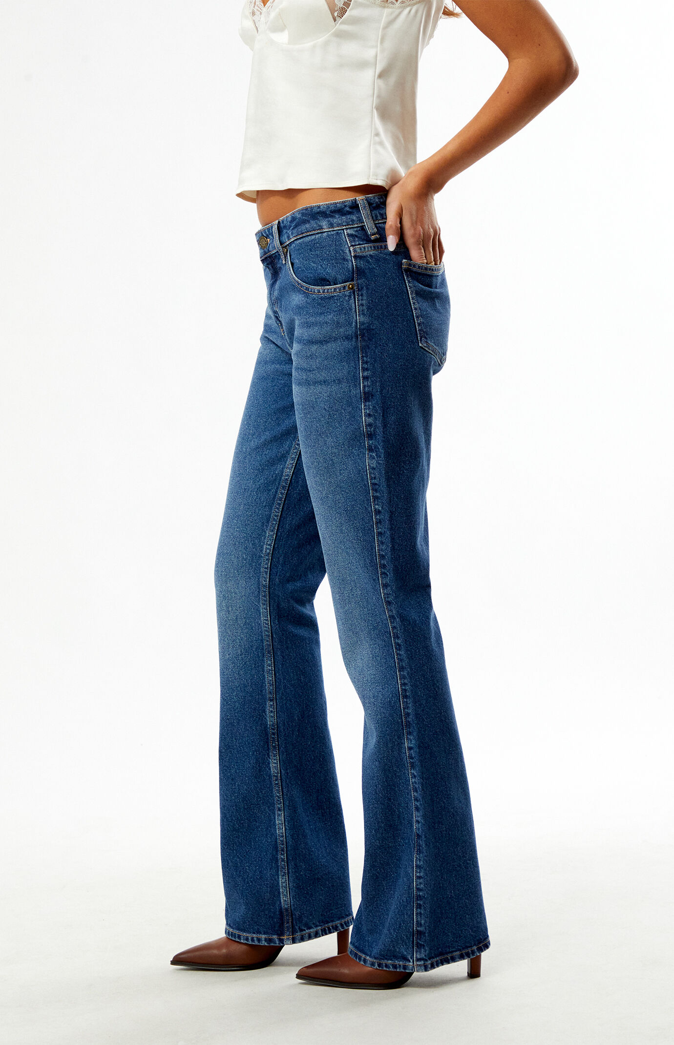 Guess G09 Bootcut Jeans