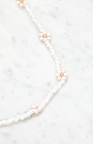 Flower Daisy Necklace image number 2