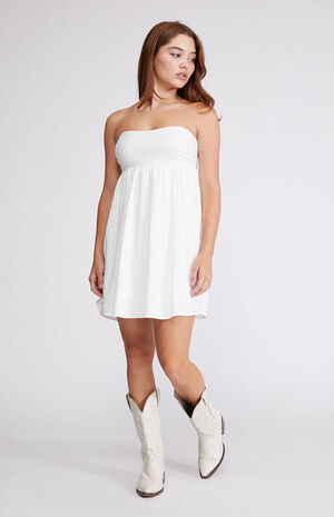 Tie Back Strapless Mini Dress image number 4