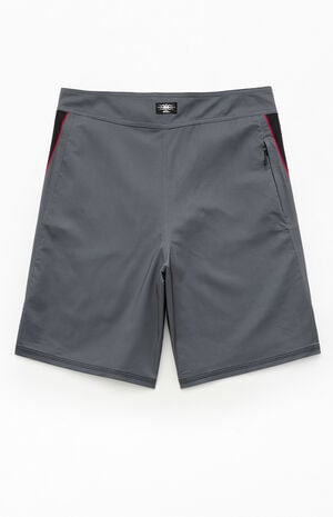 Mercury Trident 9.5" Boardshorts image number 2