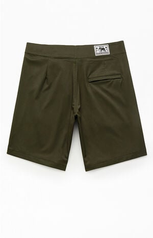 Essential 9.5" Boardshorts image number 2