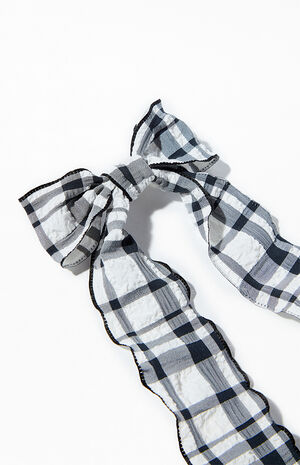 Gingham Ruffle Edge Bow Clip image number 2