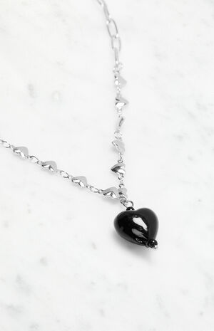 Black Heart Chain Necklace image number 2