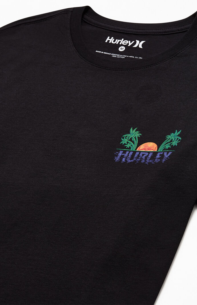 Peekaboo T-Shirt