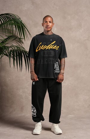 SSDDNFGU N.R.G. Grunge Raw Hem T-Shirt image number 2