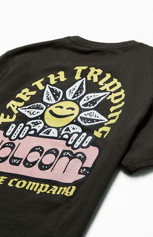 Eco Farm to Yarn Gardener T-Shirt image number 4