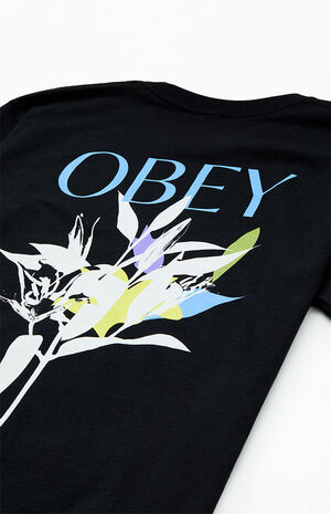 Botanical T-Shirt image number 4