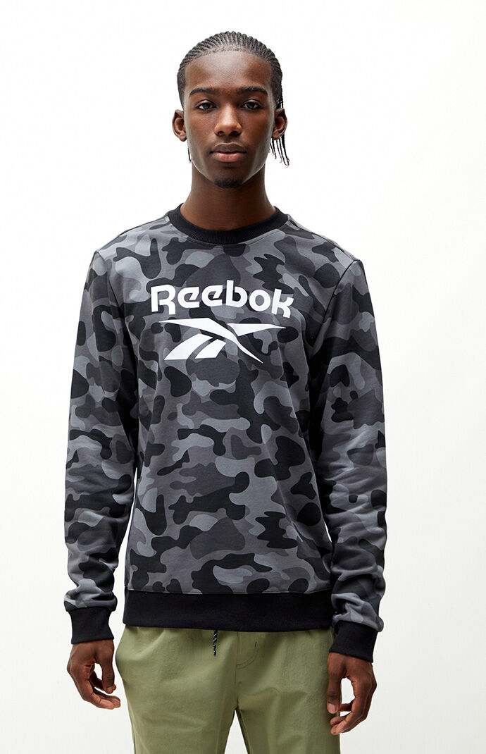 Camo crew hotsell sweatshirt