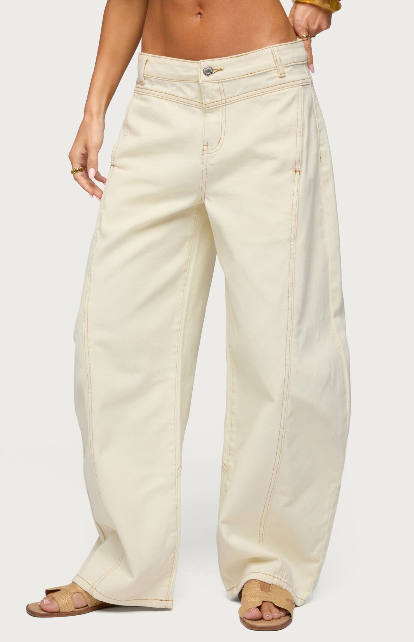 Edikted Gili Contrast Stitched Barrel Jeans