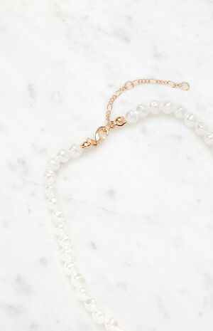 Pearl Necklace image number 4