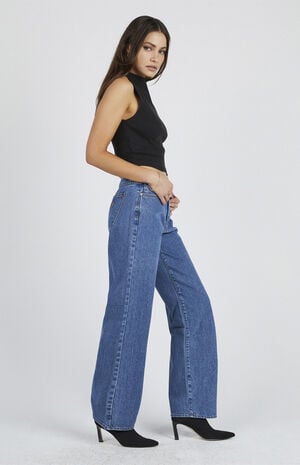 Liliana 95 Mid Rise Baggy Jeans image number 2
