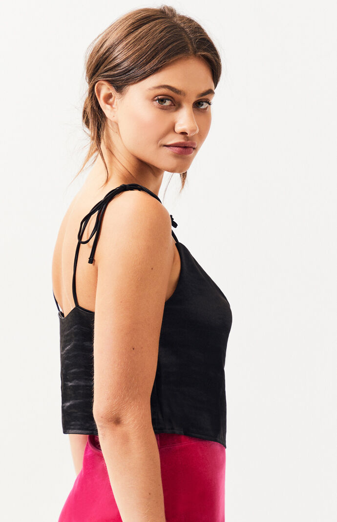 Ordez Crop Top