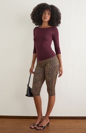 Priu Leopard Capri Pants image number 4
