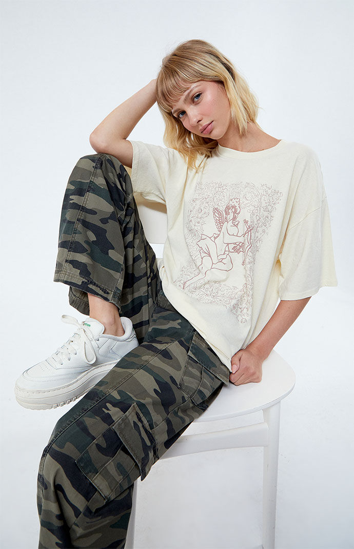 【shalom】25ss HUG TSHIRT Shalom -- Unisex adult Jersey Short Sleeve Tee, gift for him