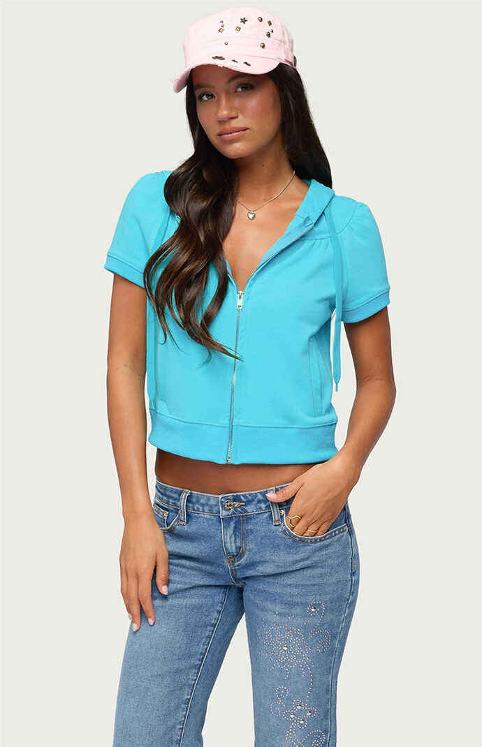 Edikted Daisi Short Sleeve Hoodie Top