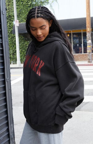Black Christy New York Oversized Hoodie image number 3