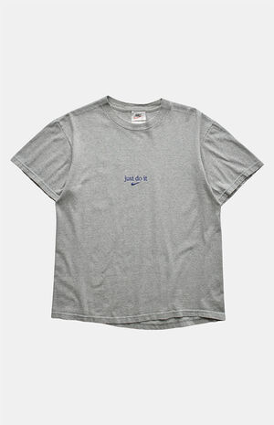 2000s Nike Graphic T-Shirt image number 1