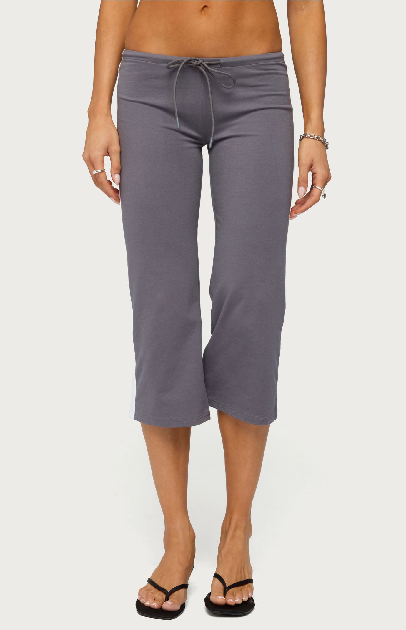 Edikted Milene Contrast Terry Capri Pants