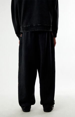 Black Flame Star Fleece Baggy Sweatpants image number 4