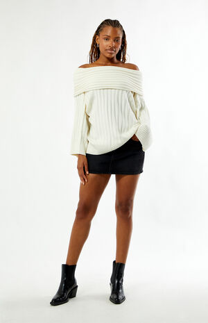 Off-The-Shoulder Oversized Sweater image number 4