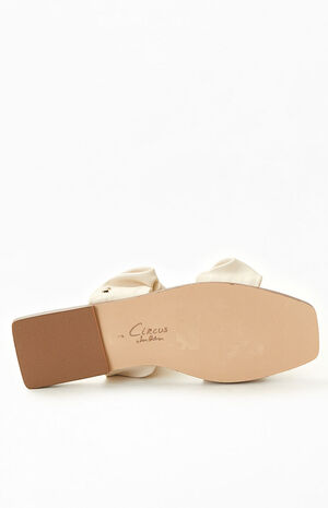 Women's Ivory Iggy Sandals image number 5