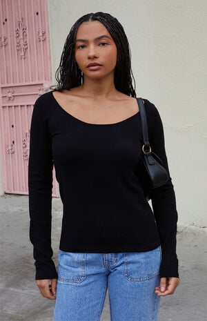 Black Scoop Neck Long Sleeve Top image number 1