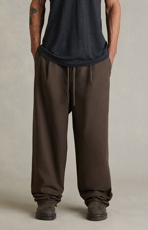 Brown Pleated Baggy Pants image number 3