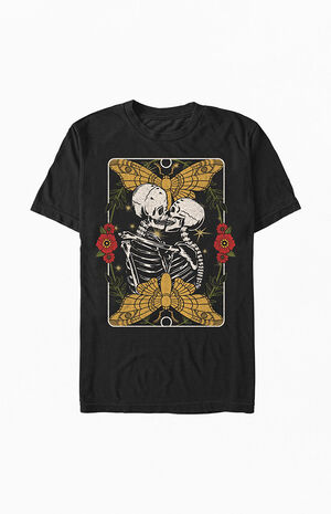 Traditional Skeleton Love T-Shirt image number 1