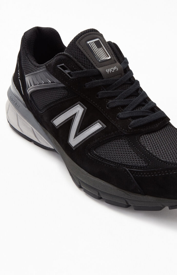 990v4 black silver