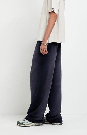 Washed Fleece Extreme Baggy Sweatpants image number 3