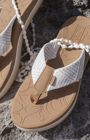 Women's Colbee Hawaii Sandals image number 2