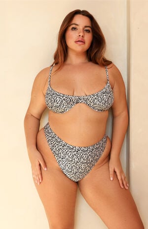 West Coast Underwire Bikini Top image number 5