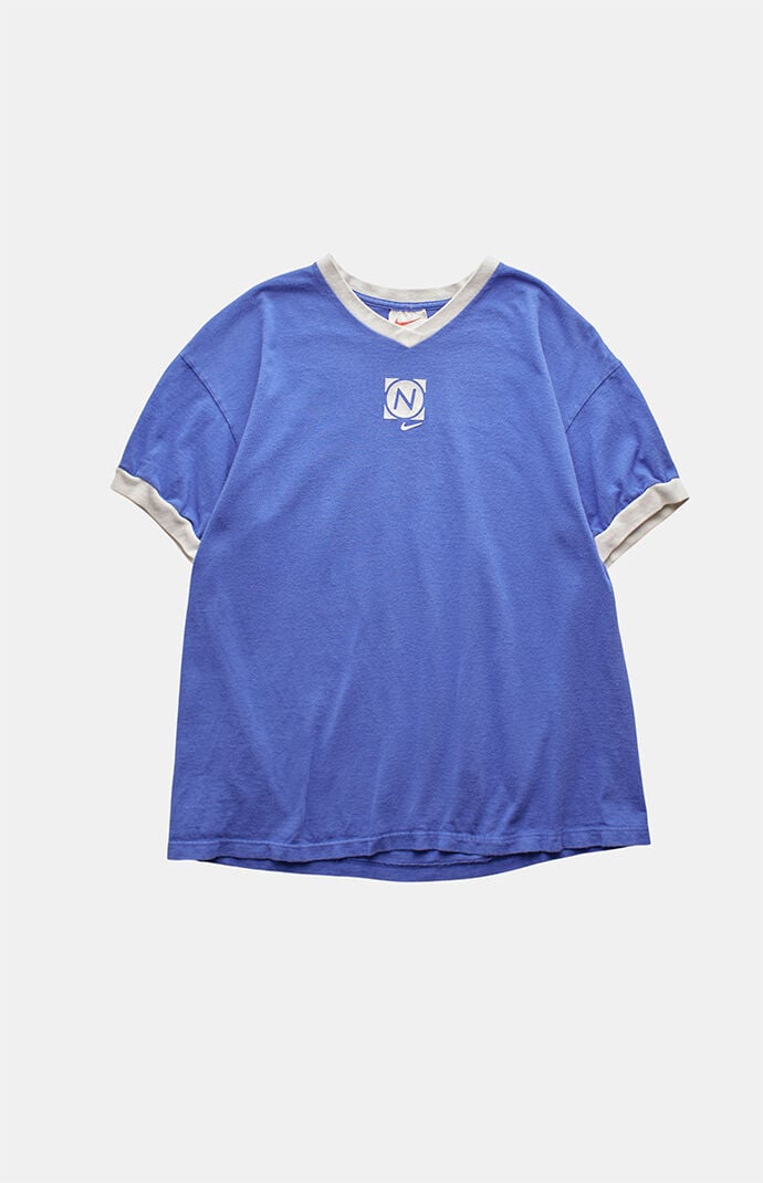 PS VINTAGE 2000s Nike V-neck Graphic T-Shirt