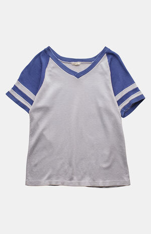 '80s Blank V-Neck Top image number 1