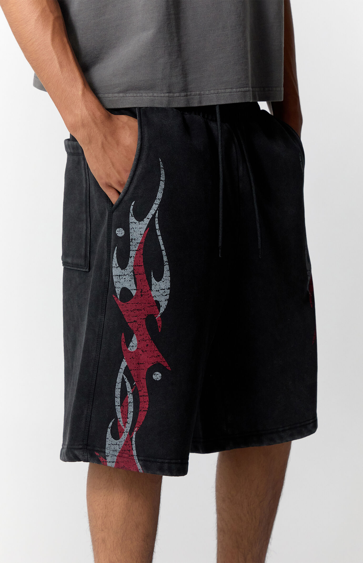 Pacsun Washed Black Fleece Graphic Baggy Sweat Shorts | Pacsun