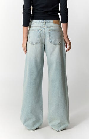 Casey Low Rise Baggy Jeans Lighter Blue image number 4