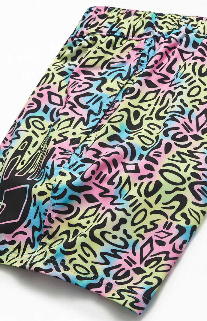 Printed Maui 17" Swim Trunks
