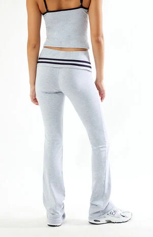 Solid Flare Yoga Pants image number 4