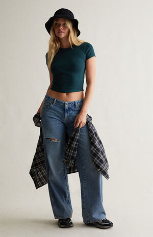 Keep It Classic Sculpt T-Shirt image number 3