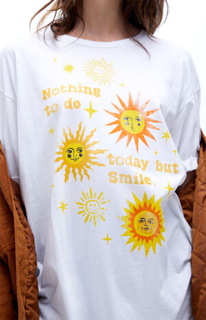Smiling Suns T-Shirt Smiling Suns T-Shirt image number null