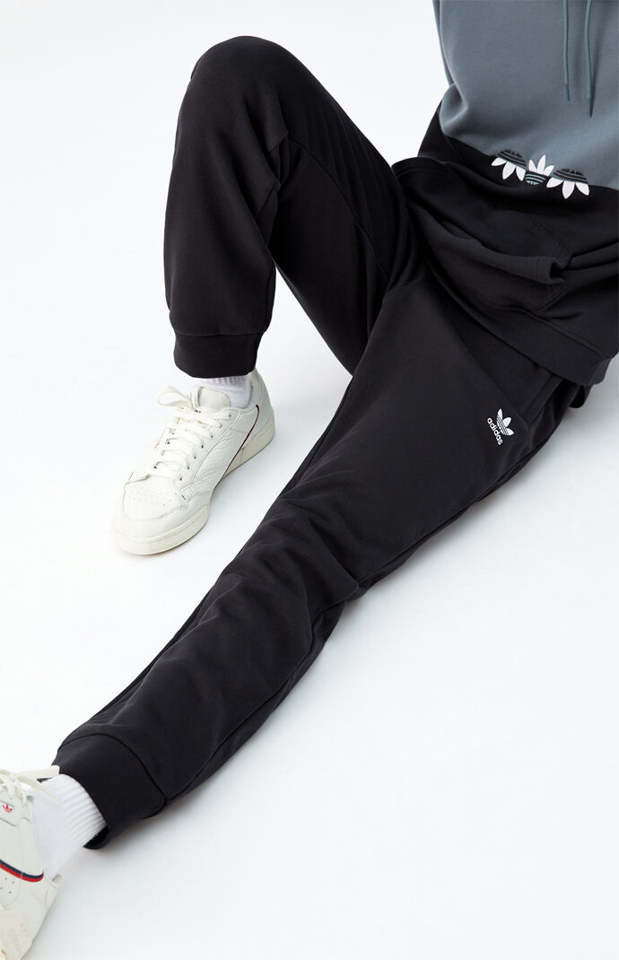 Trefoil Essentials Sweatpants