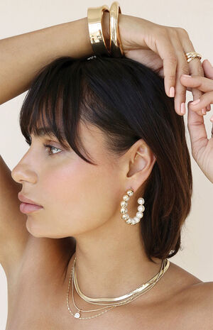 Pearl Inlay and Gold Hoop Earrings image number 4