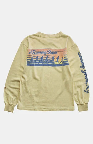 '90s Running Classic Graphic Top image number 1