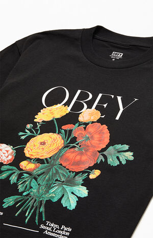 Flower Garden T-Shirt Flower Garden T-Shirt image number null