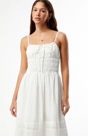 Broderie Lace Gathered Maxi Dress image number 2