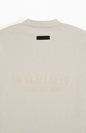 Silver Cloud V-Neck T-Shirt image number 4